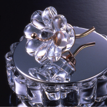 D6 / クリスタル・グラスの小物入れ