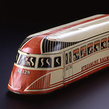 F3 / ティン・トイ・流線型列車